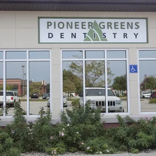 Exterior view of Pioneer Greens Dentistry office in Lincoln.