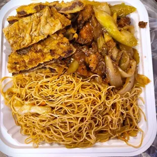 Noodles, meat jun and beef with vegetables