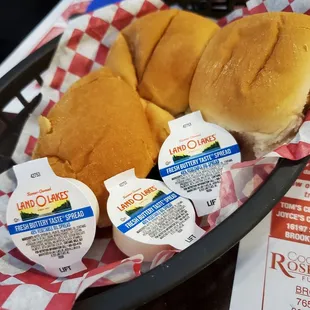 Pioneer Restaurant & Lounge