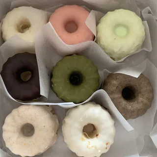 Cake Bomb