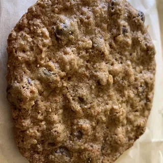 Oatmeal Chocolate Chip Cookie