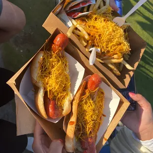 Chili Cheese Fries, Chili Cheese Dogs
