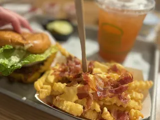 Shake Shack Costa Mesa