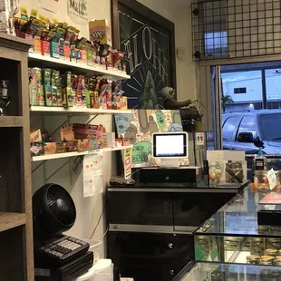 Pay out area with other things to add on