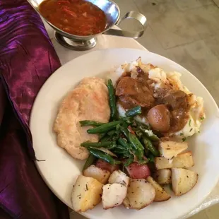 Dinner from the Bronze Tier buffet