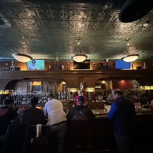 Dining run bar