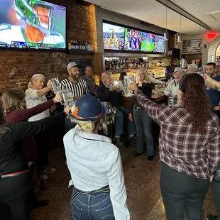 Women for the Oktoberfest challenge!!!