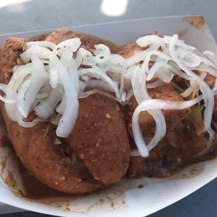 Torta ahogada with barbacoa