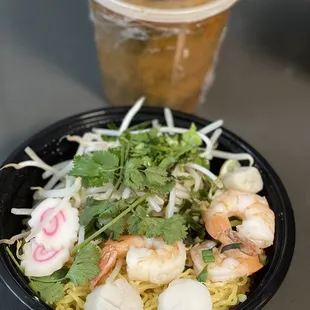 Pipo Tom Yum Seafood Ramen
