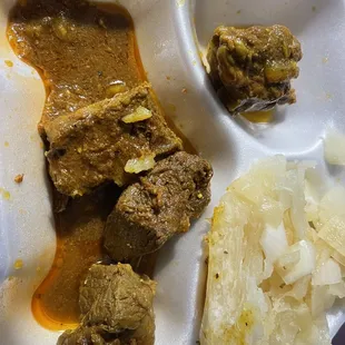 Carne con papa and yuca
