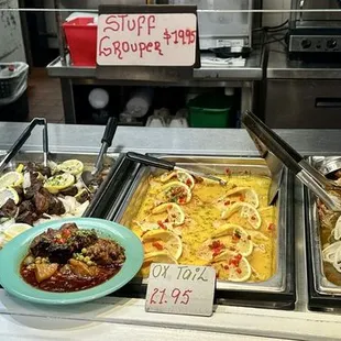 The steam table looks and smells delicious!