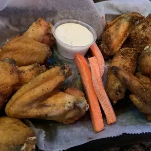 Garlic &amp; dry rub wings