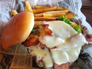 Harvey's Bar and Grill