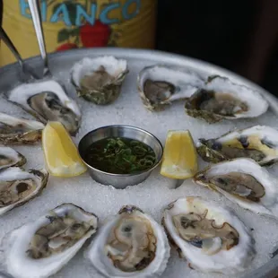 $2 raw bar happy hour