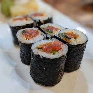 Spicy Tuna Roll