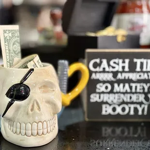 Tip jar