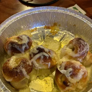 Garlic knots with added cheese