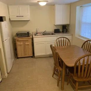 Cottage 2 kitchen