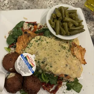 Salmon with tomatoes, spinach and crabmeat  With green beans