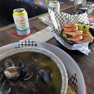 Mussels and peel &amp; each shrimp