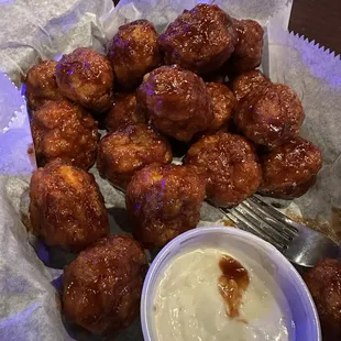 Boneless wings- they look like meatballs! Do not recommend.