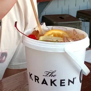 A bountiful bucket of booze! Tasty, too!