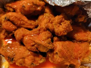 Golden Pizza and Wings