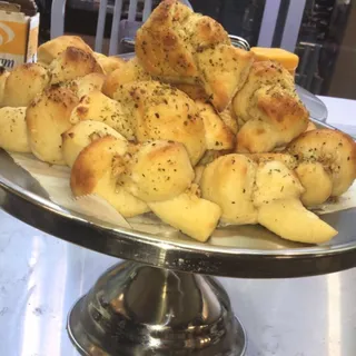 Garlic Knot