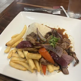 Lomo Saltado