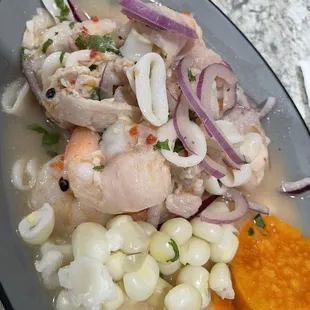 Cerviche Mixto