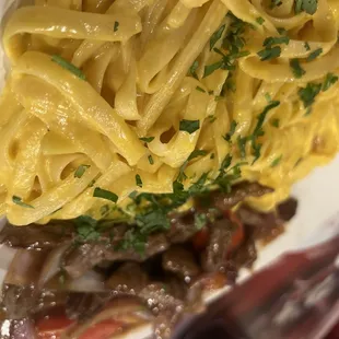 Pasta con salsa a la huacaina