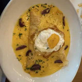 Crepes de Aji de Gallina