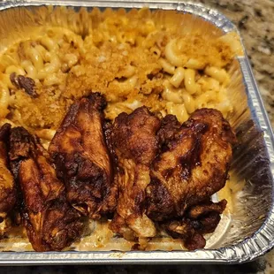 6 wings and mac n cheese