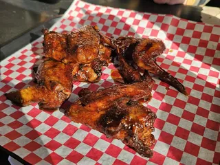 Flos Smokehouse Eats