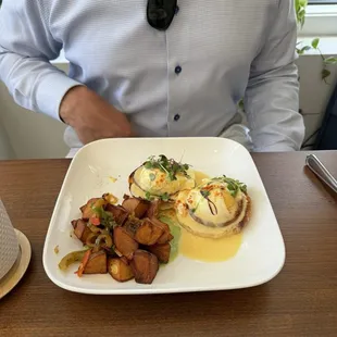 Eggs Benedict