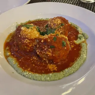 Tomato Sauce and Meatballs