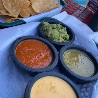 Chips and Cerveza Queso