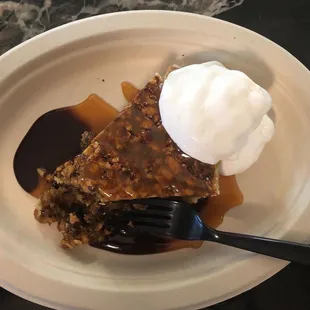 Caramel Crunch Pie