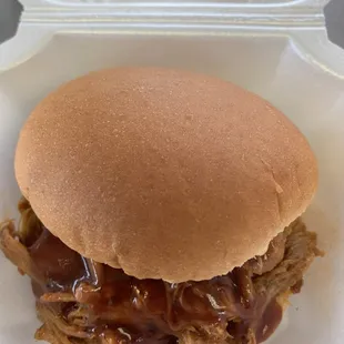 pulled pork sandwich