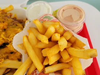 Tom’s #1 World Famous Chili Burgers