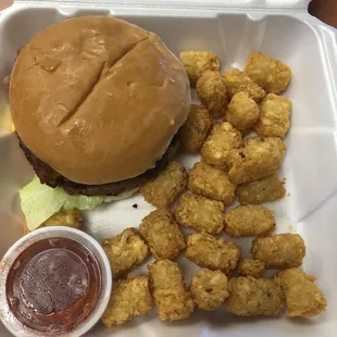 Cheeseburger and tots!