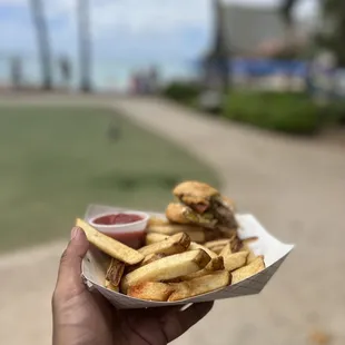 Burger n fry&apos;s