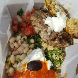 Chicken and lamb combo plate