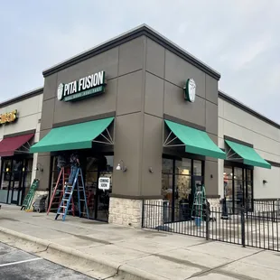 Pita Fusion Northcross days before opening