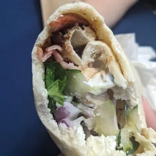 Another Maui chicken that is supposed to have provolone, honey chipotle. This is not right y&apos;all.