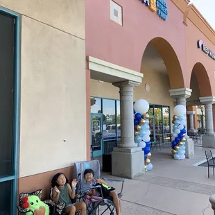 1st in lines at 10:30 am. For grand opening 08.08.23