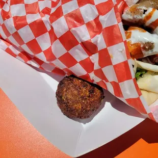 Side Falafel (...apparently it&apos;s just one)