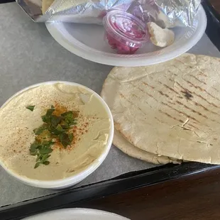 4 oz. Hummus with warm pita bread