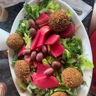 Gourmet Falafel Salad