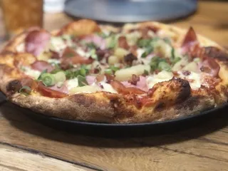 The Planing Mill Artisan Pizzeria